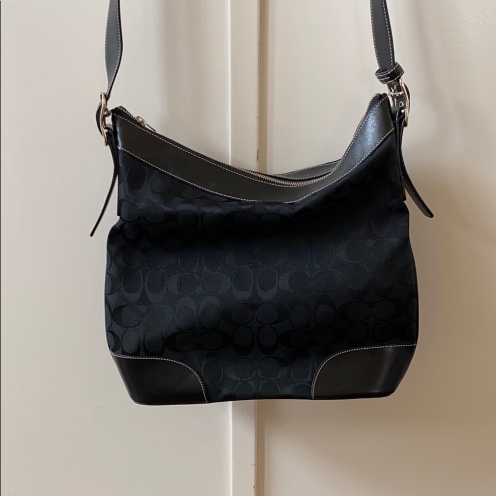 Coach Signature Black Hobo Shoulder Bag